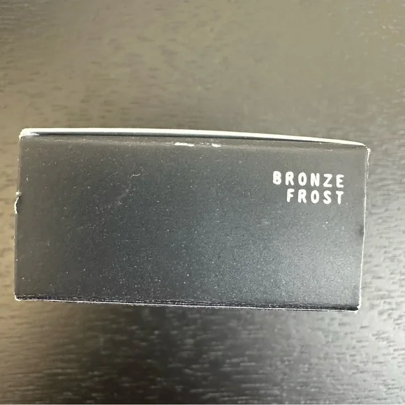 NWOT *RARE* MAC BRONZE Frost Eyeshadow - Picture 2 of 3